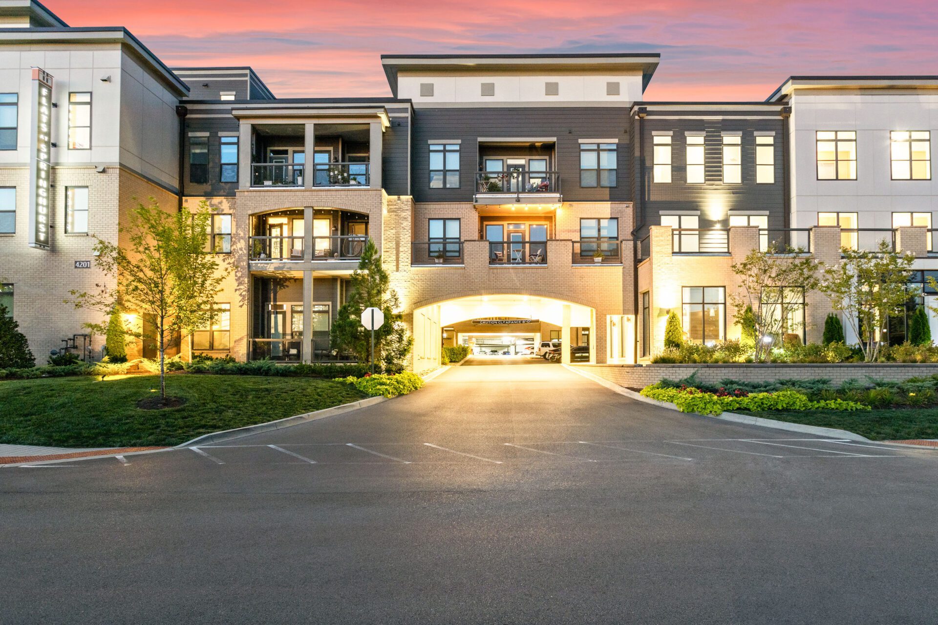 Flats At Springhurst 